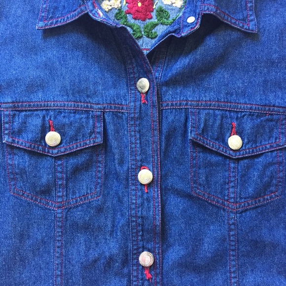 Draper‘s & Damon’s Upcycled Embroidered Jacket - Picture 4 of 8